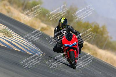 media/Mar-28-2022-Superbike Trackdays (Mon) [[b8603d0f67]]/Open Track Time/Turn 7/